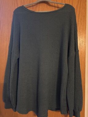 Waffle Knit Crewneck Sweater in Dark Green